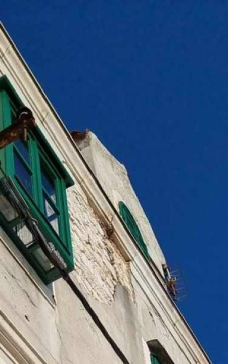 Padaju dijelovi fasade u ulici Jurja Dalmatinca na Gorici: 'Netko će poginuti'