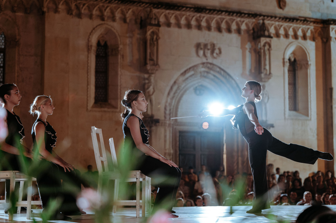 Šibenčani ovacijama pozdravili dolazak suvremenog plesa u njihov grad