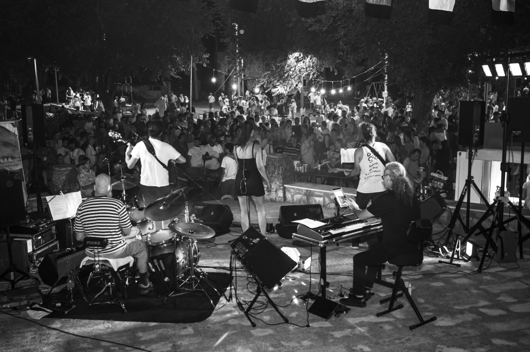 Na Zlarinu održana tradicionalna Srdelada