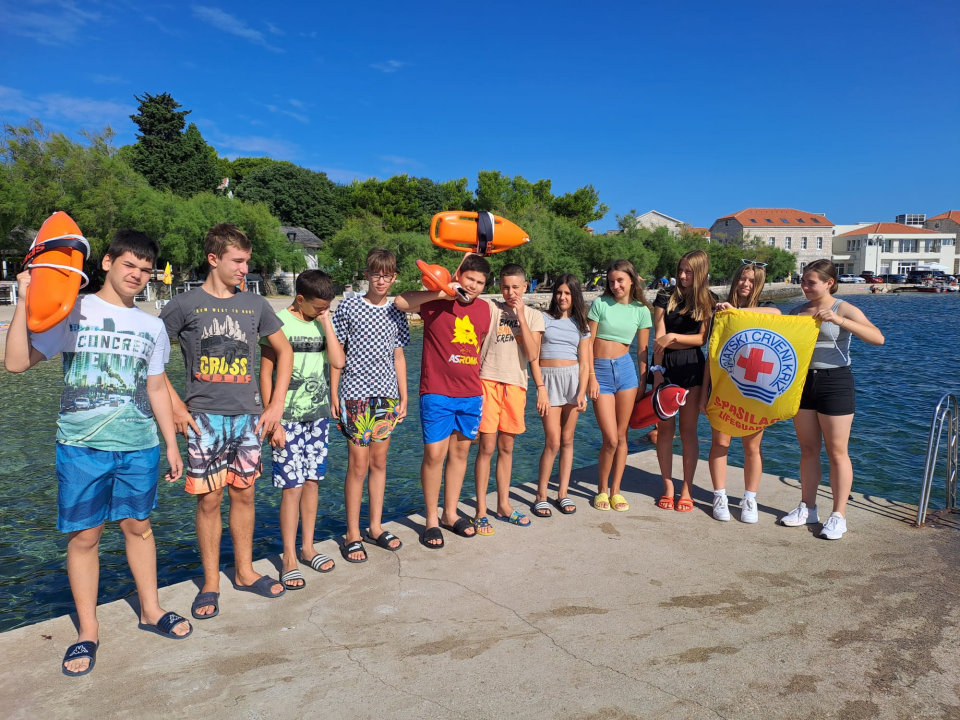 U Vodicama završen tečaj za junior spasioce za učenike sedmih i osmih razreda