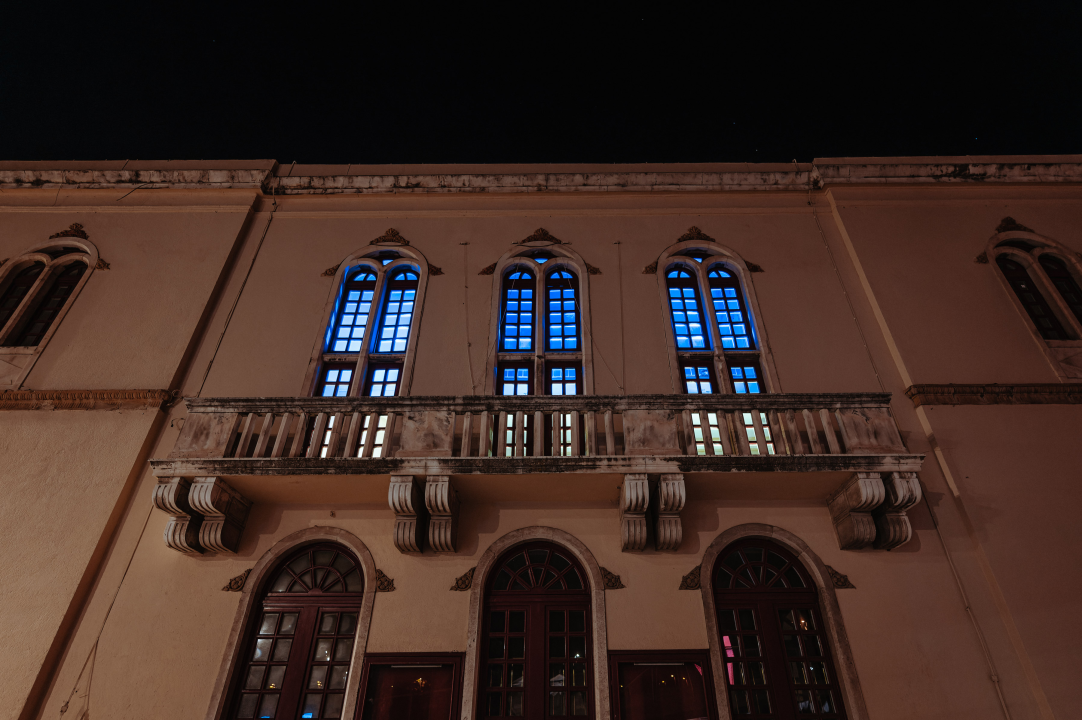 Kazalište u bojama ukrajinske zastave u povodu Dana neovisnosti Ukrajine