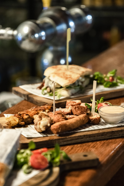 Rock'n'roll, finger food i kokteli: Stray Cat mjesto je koje morate posjetiti! 