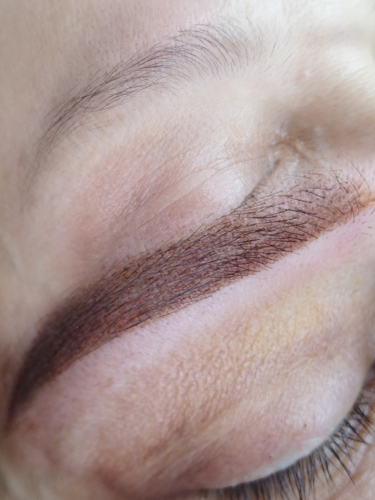 Iskoristite odlične popuste na trajnu šminku kod Jelene Radak!