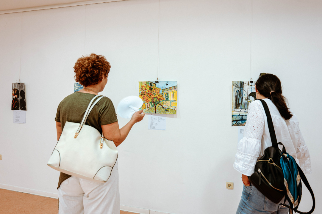 ‘Pustolovine iz dječjeg grada’: Dolores Bujas slikama i pjesmama nudi tračak nade i veselja