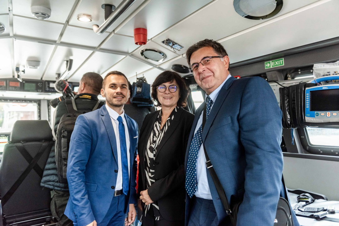 Šibenik dobio brodicu za hitnu pomoć koja plovi i u najekstremnijim vremenskim uvjetima