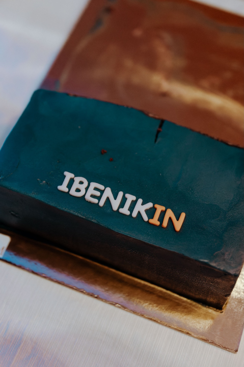 ŠibenikIN proslavio rođendan: Nemanja rasplesao krcat Azimut!