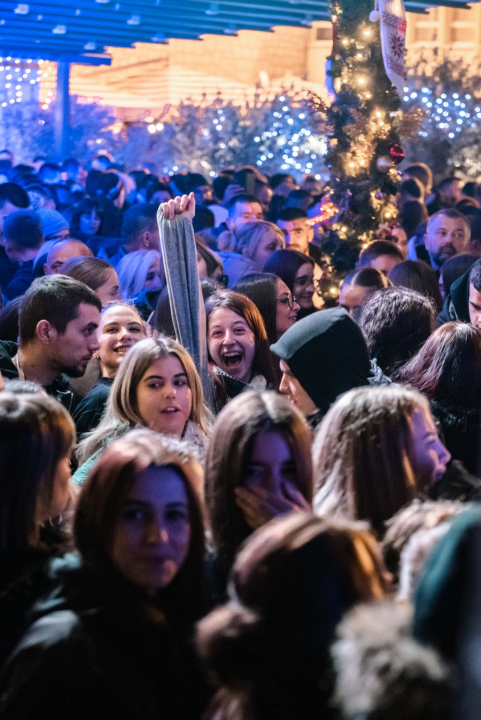 Pogledajte kako se zabavljalo na Šušuru uz Magazin, a za večeras Fenixi najavljuju provod na rivi!