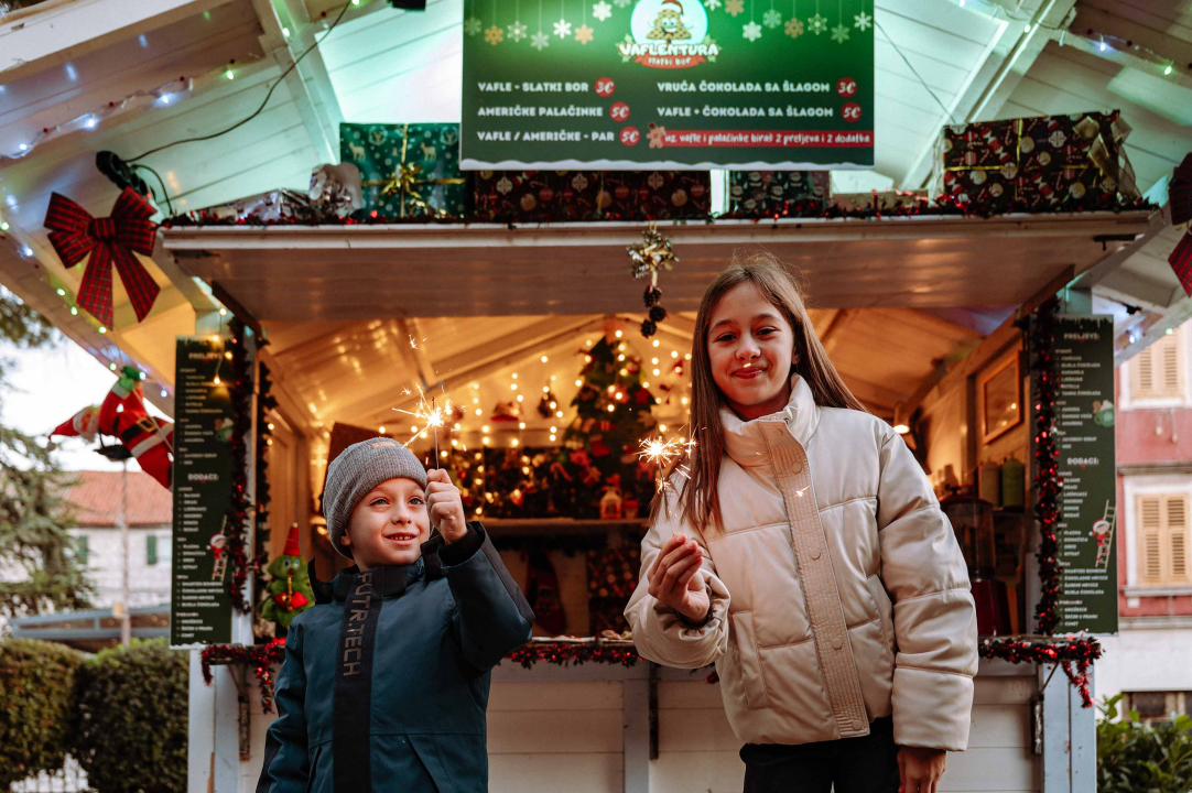 Fantastično smo jeli na Adventuri: Predstavljamo po dva jela sa svake kućice!