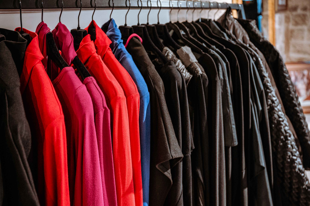 U Galeriji Juraj Dalmatinac potražite predivne unikatne poklone i umjetnine po odličnim cijenama 