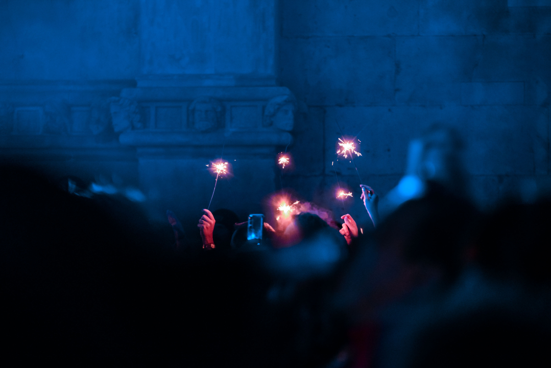 Spektakularan uvod u najluđu noć u godini: Parov Stelar oduševio Šibenčane  