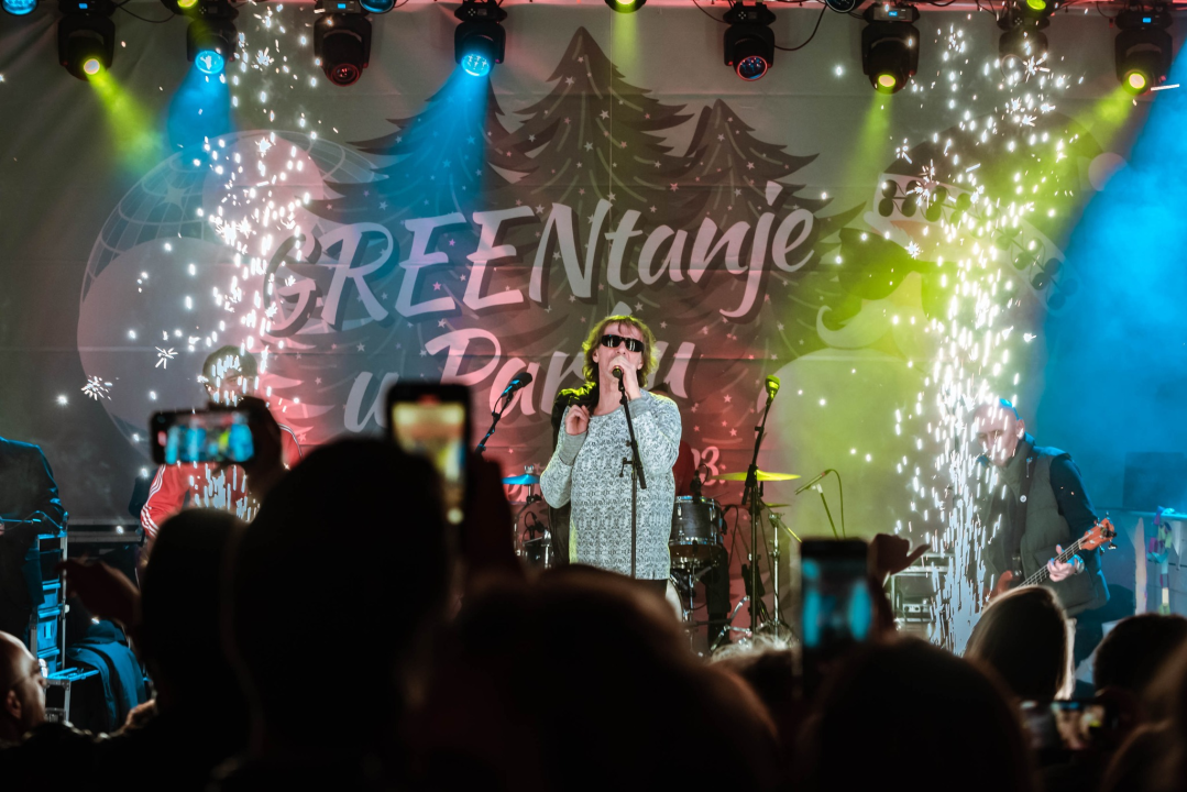 Šibenčani uz Psihomodo Pop rasplesano ispratili staru i dočekali novu godinu