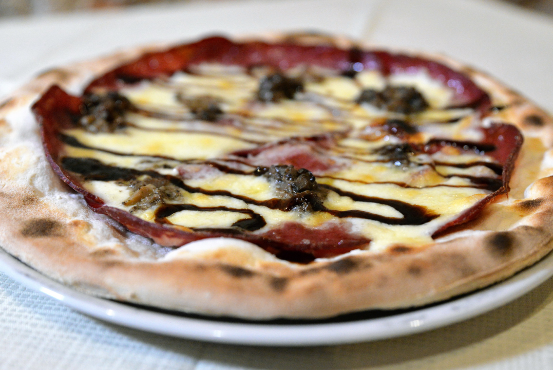 Provedite nezaboravne trenutke uz ukusne delicije u konobi Brošćica!