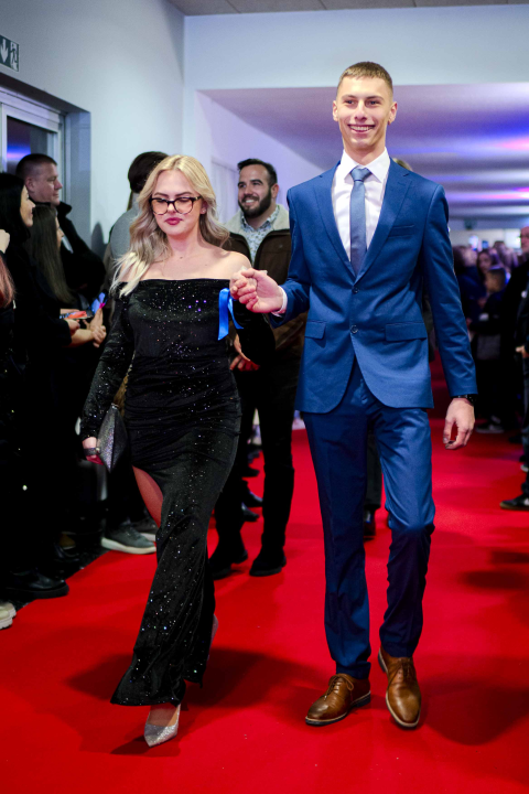 Zavirite na blještavi maturalni ples Tehničke škole Šibenik (1)