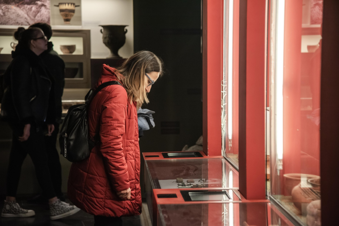 Trčanje, potrage, klape, rock and roll: Noć muzeja u Šibeniku za novu publiku prolazi uz dobar odaziv 