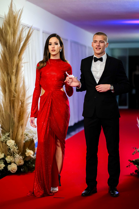 Zavirite na blještavi maturalni ples Ekonomske škole Šibenik (1)