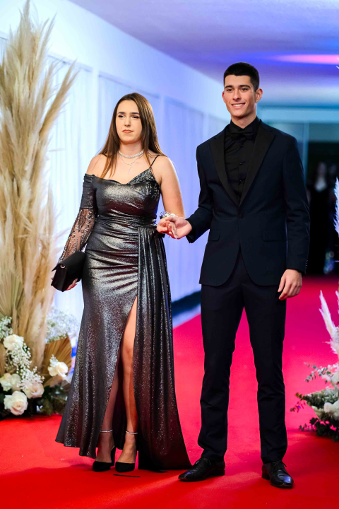 Zavirite na blještavi maturalni ples Ekonomske škole Šibenik (2)