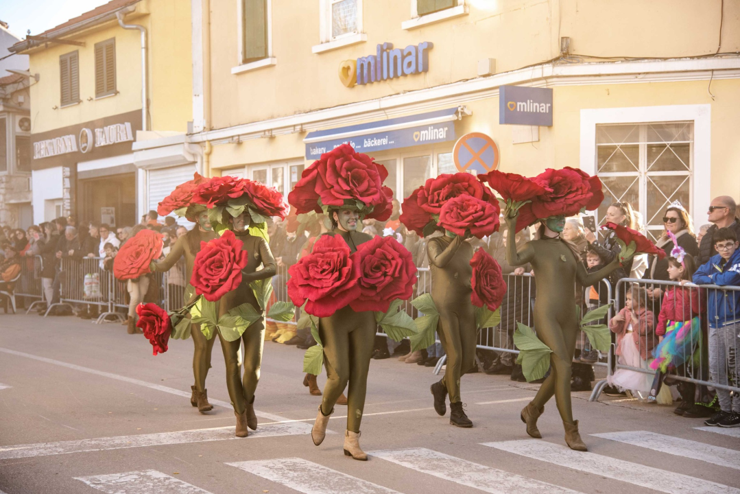  FOTOGALERIJA (2) Aleksandra Prijović nastupila na Murteru, tamo zabrana nije bilo