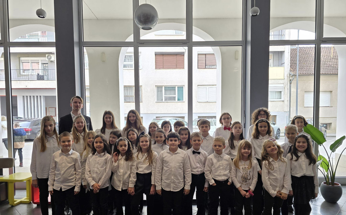 Zbor 'Zdravo maleni' na međunarodnom natjecanju osvojio tri nagrade