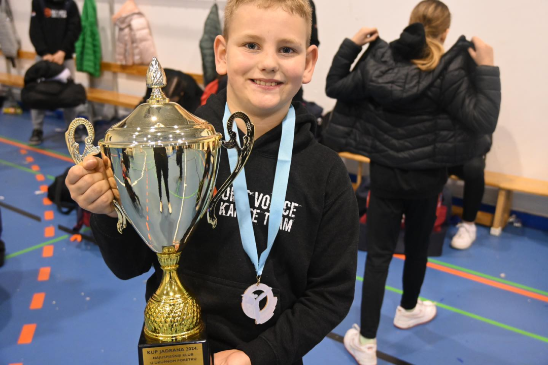 Vodički karataši vraćaju se kući sa 41 medaljom