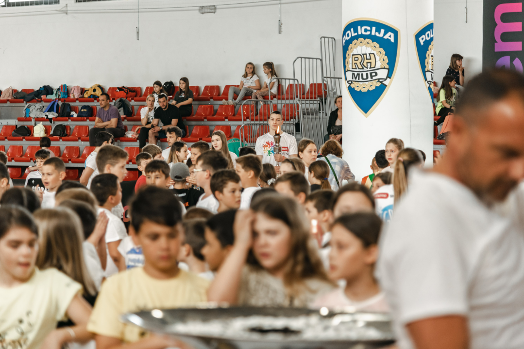 U OŠ Meterize započele Plazma sportske igre mladih: Čak 28 ekipa se natječe u graničaru 