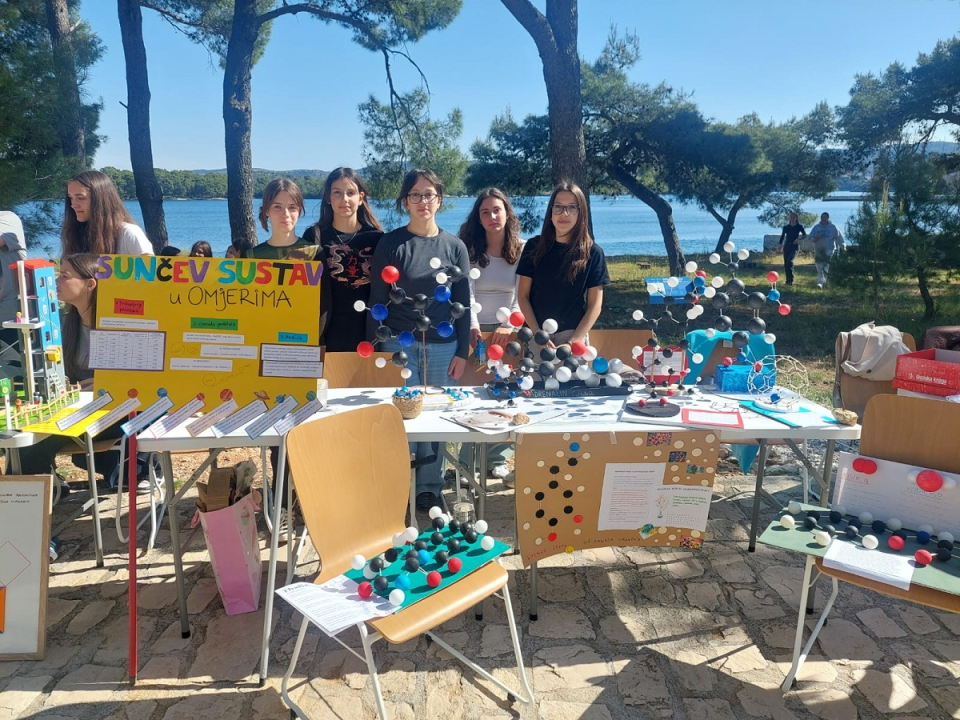 Smotra obrazovnih institucija u kanalu sv. Ante: Kako je počela znanost na mom otoku