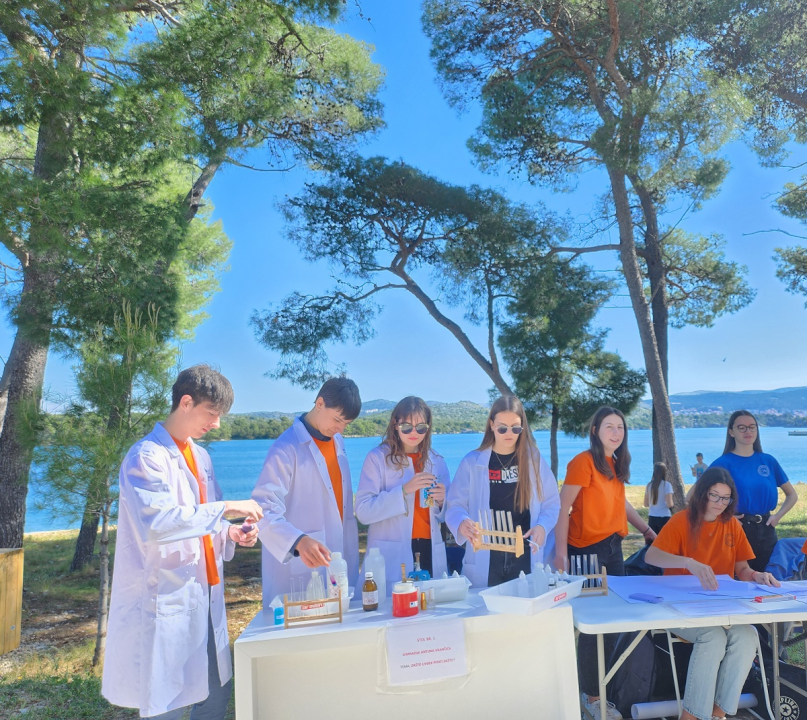 Smotra obrazovnih institucija u kanalu sv. Ante: Kako je počela znanost na mom otoku