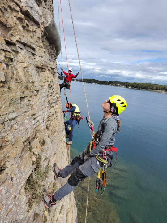 Tvrđava sv. Nikole se priprema za sezonu: Njene zidine očišćene od raslinja, trave... 