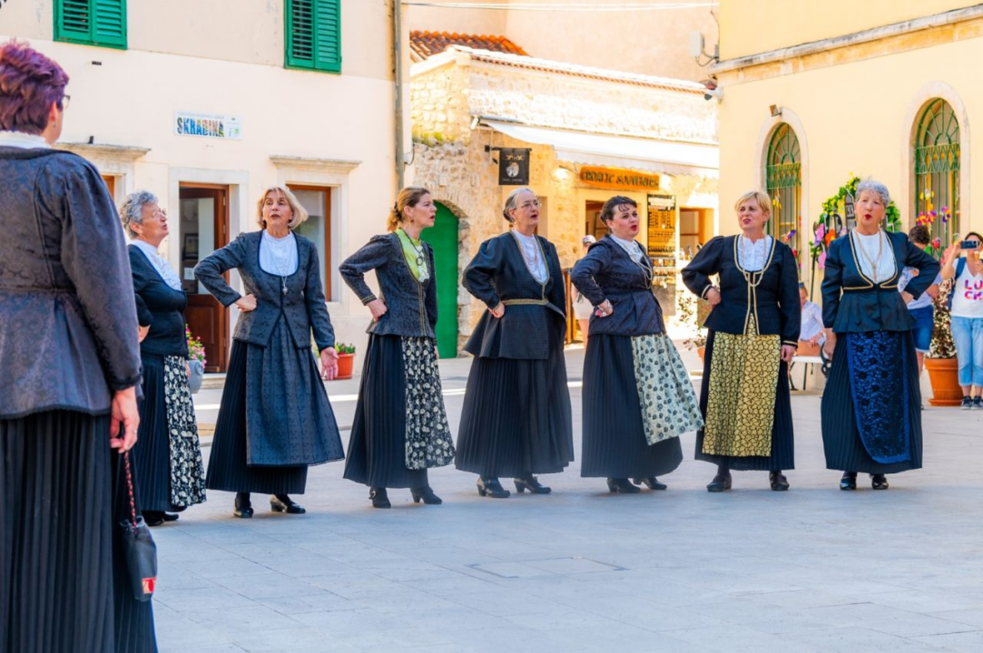 Otvoren 13. Sajam agro-turizma u Skradinu: Izlaže 140 OPG-ova i obrtnika