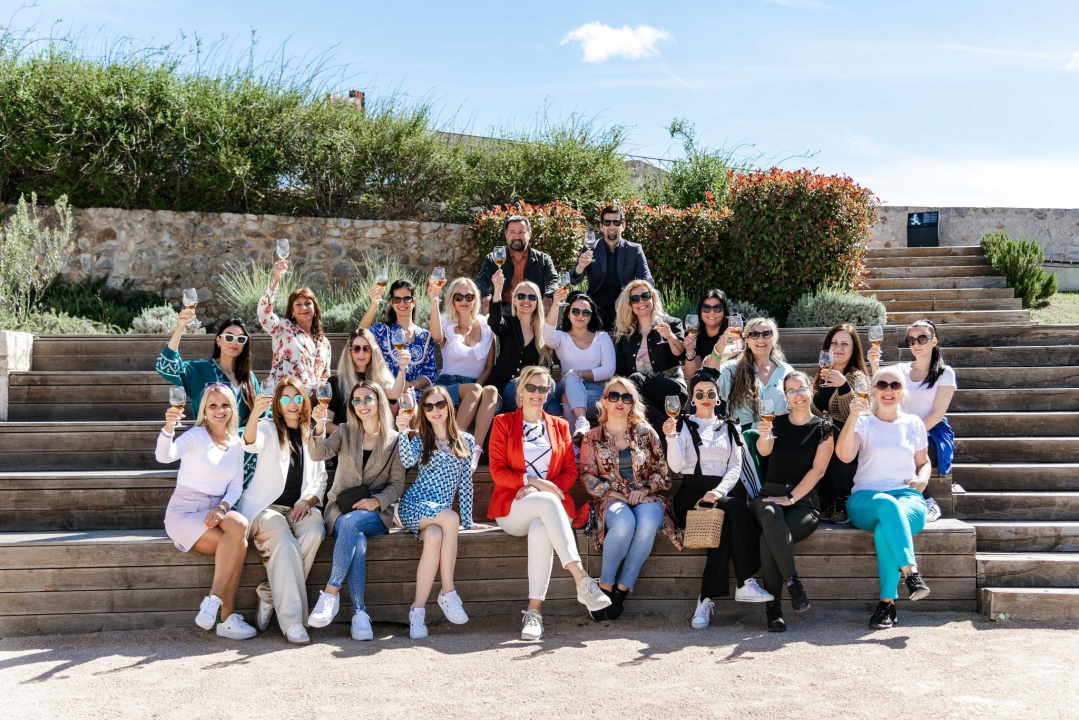 Zagrijavanje na tvrđavi Barone: Kandidatkinje za najljepšu mamu Hrvatske zabavljale se na šibenskom kaštelu