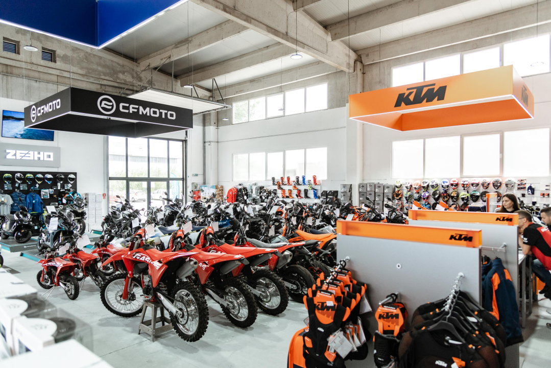 Najveći izbor motocikala i ATV vozila očekuje vas u prodajno-servisnom centru ATH Moto Šibenik!