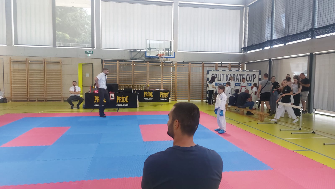 Murterski karataši uspješni na Kupu koji je okupio skoro 500 natjecatelja