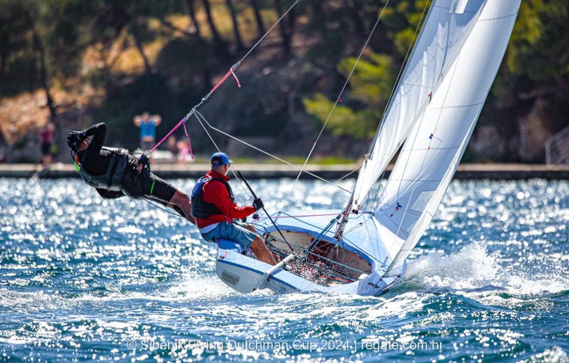Mađarski jedriličari slavili na šibenskoj regati u jednoj od najbržih klasa i po povoljnom vjetru