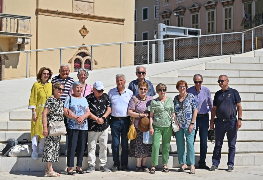 Okupili se na Poljani: Bivši maturanti šibenske ekonomske škole proslavili 61. godišnjicu mature