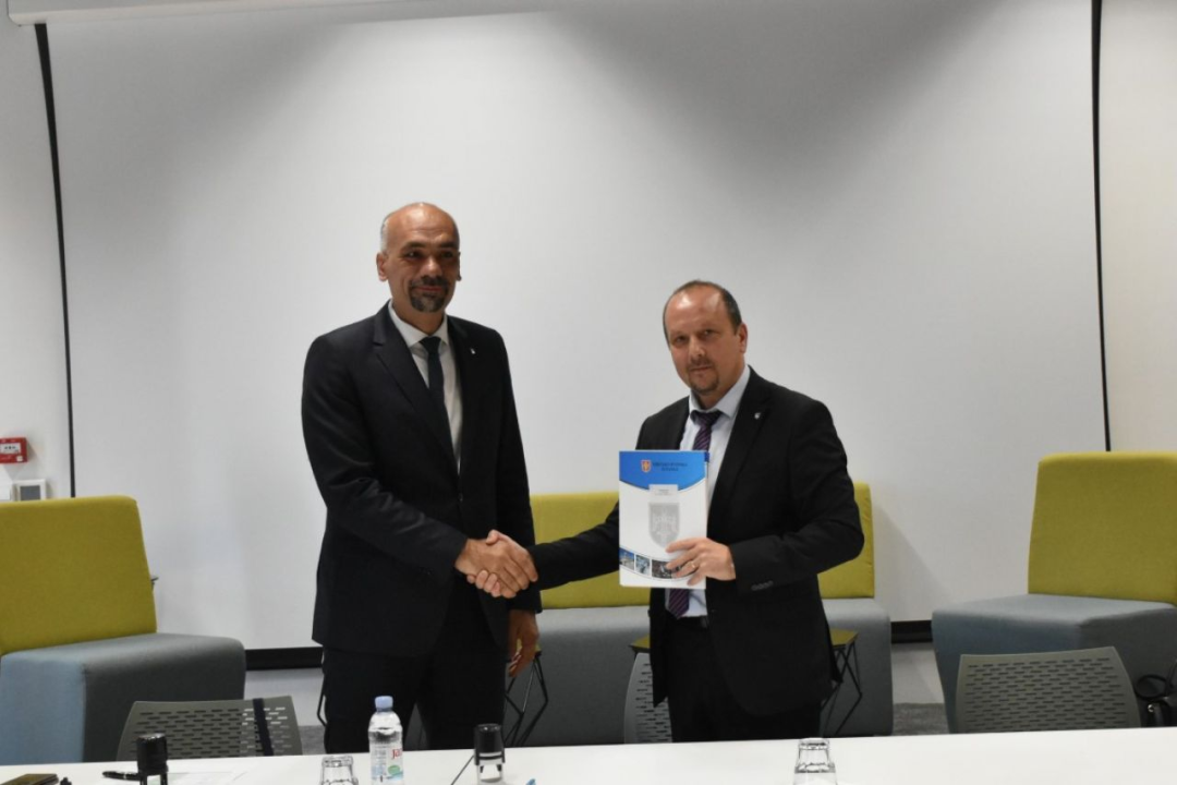 Župan potpisao ugovore vrijedne preko 200 tisuća eura, sufinancirat će 16 projekata u županiji