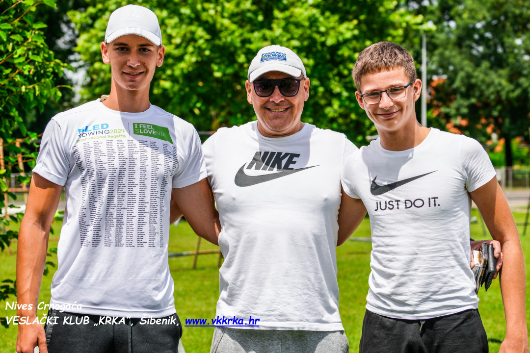 Osmerac i četverac sa mlađih juniora prvaci države, juniori 2. u četvercu sa i bez, Rita Ukić 3. u kadetskom skifu