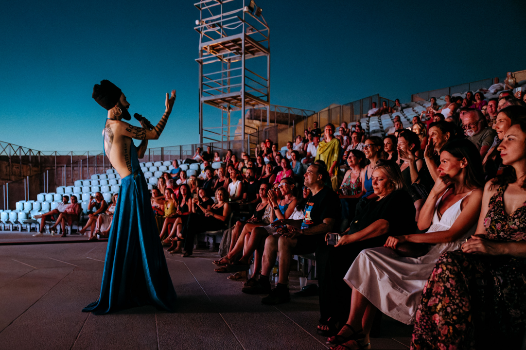  Božo Vrećo nasmijao, rasplakao i rasplesao publiku na sv. Mihovilu 