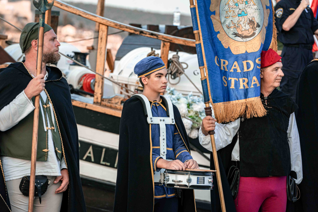 Na Martinskoj se okupili policajci, a Božinović poručio: 'Jedna smo od najsigurnijih zemalja na svijetu'