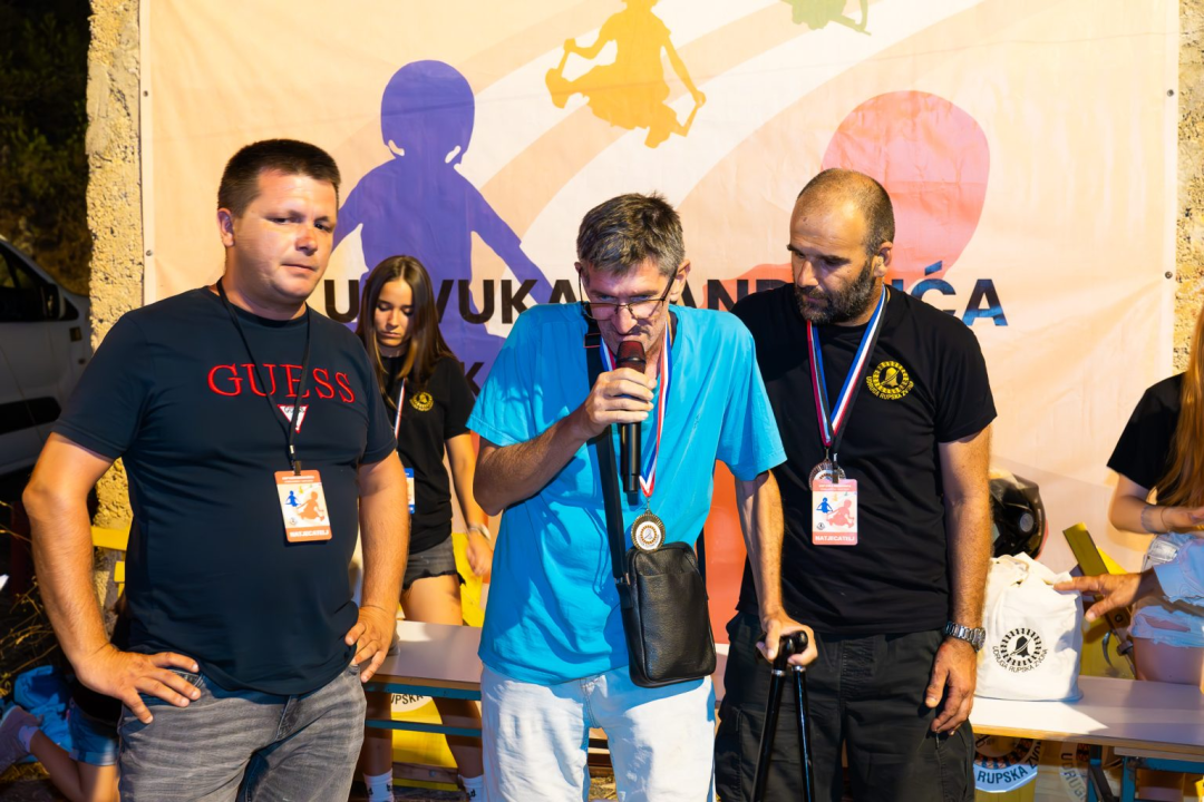 Više od 50 natjecatelja utrkivalo se na karićima kroz Rupe