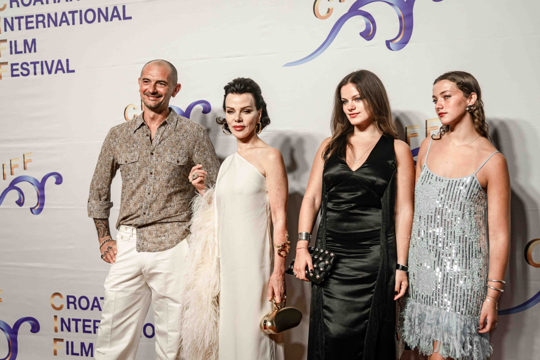 Na otvorenje filmskog festivala u Šibeniku stigle holivudske zvijezde, ali i brojna gradska lica