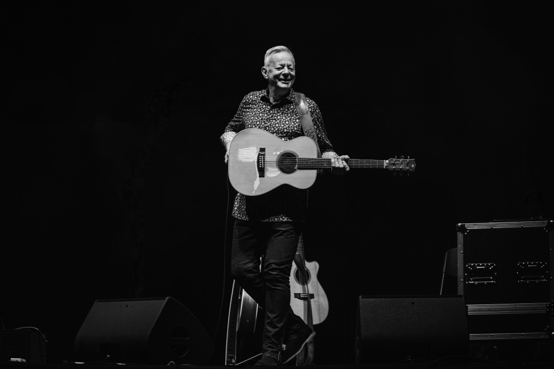 Gitaristička legenda Tommy Emmanuel na Mihovilu oduševio sviranjem tri dionice istovremeno 
