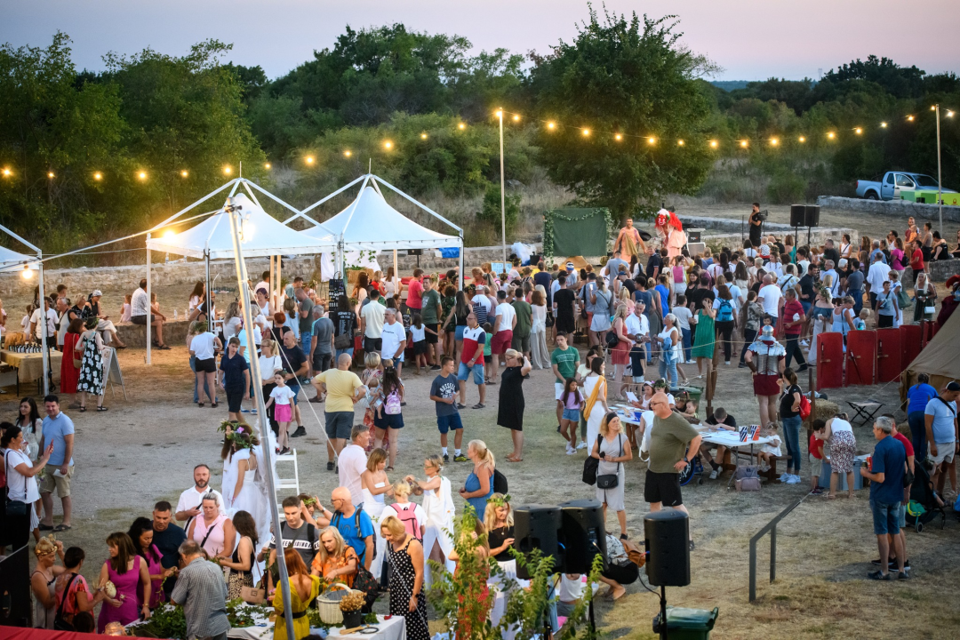 Svake godine sve više posjetitelja: U prepunom amfiteatru Burnum održane još jedne spektakularne Ide 