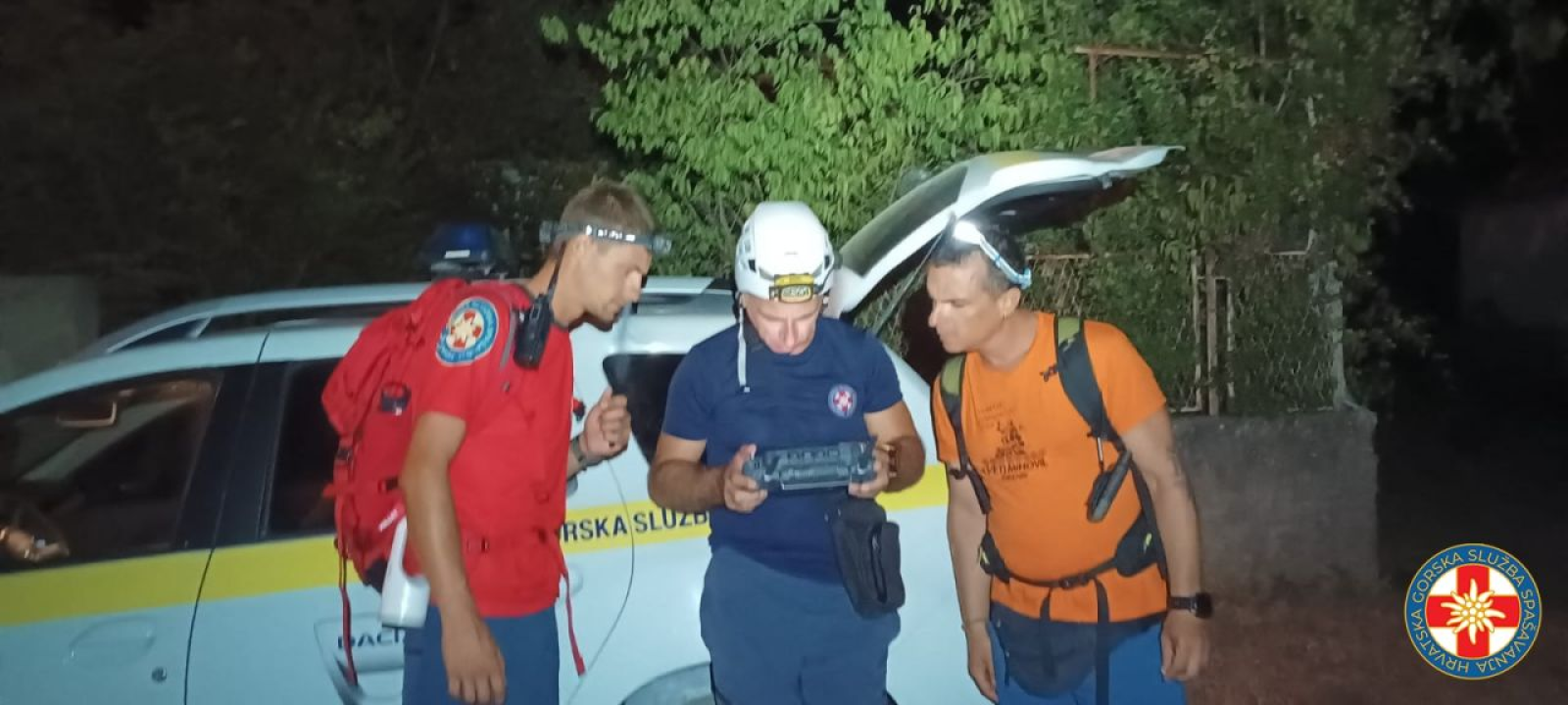 Sretan kraj potrage: U skradinskom zaleđu noćas pronađen izgubljeni stariji muškarac