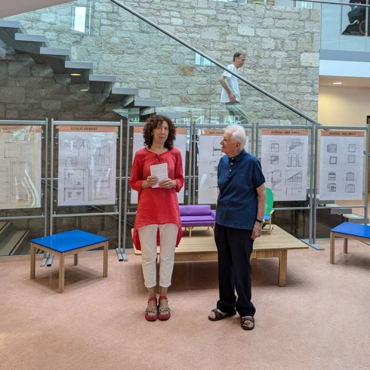 U knjižnici otvorena izložba Adama Petranovića