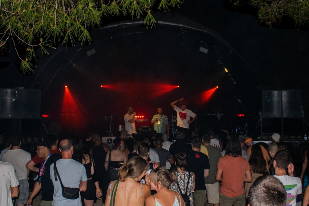 Hip-hop u Šibeniku: Odlični koncert uz domaće i svjetske zvijezde zatvorili šestu sezonu Martinske 