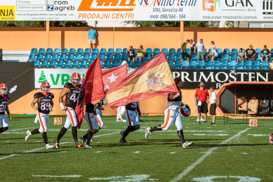 Američki nogomet na Šubićevcu vizualno zanimljiv, rezultatski ne: Madrid uvjerljiv protiv Hamburga