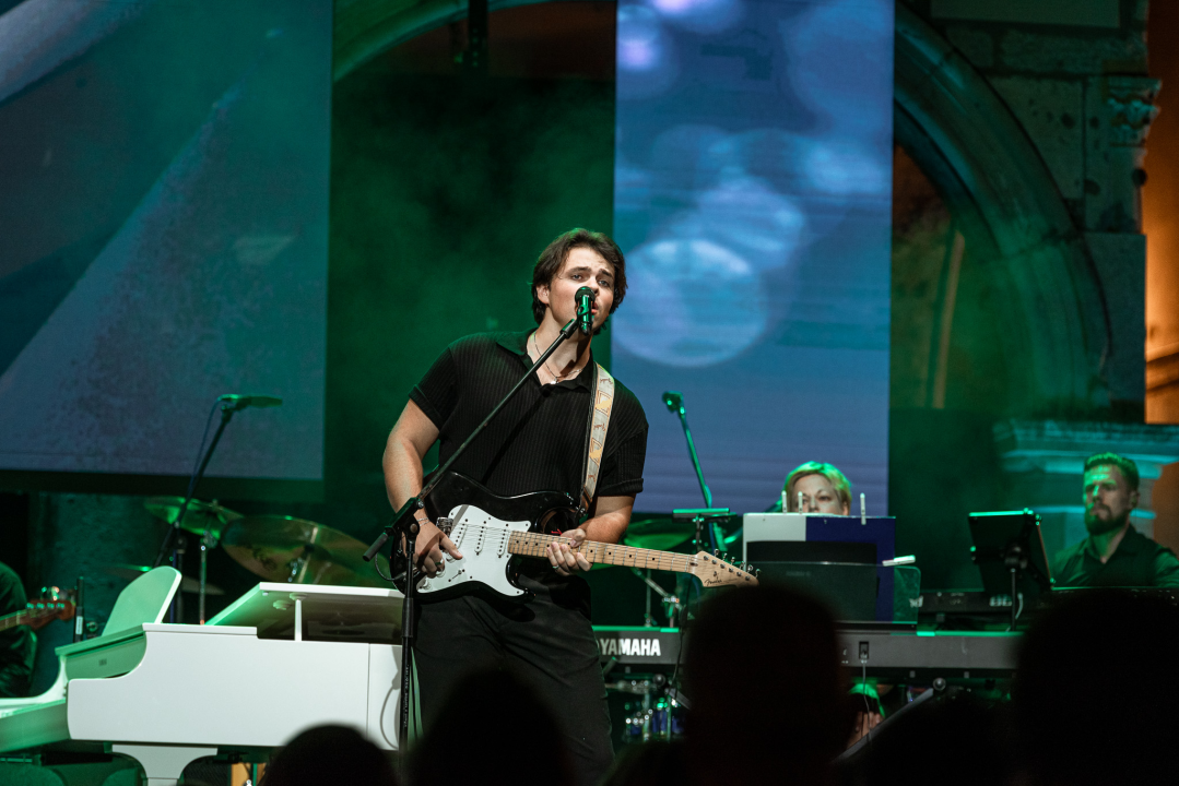 Duška Brčić-Šušak pobjednica Večeri dalmatinske šansone, Ibrica Jusić dobio nagradu za životno djelo