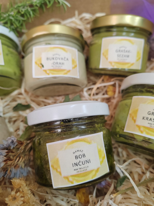 Kninski srednjoškolci u školskom vrtu uzgajaju povrće od kojeg prave namaze