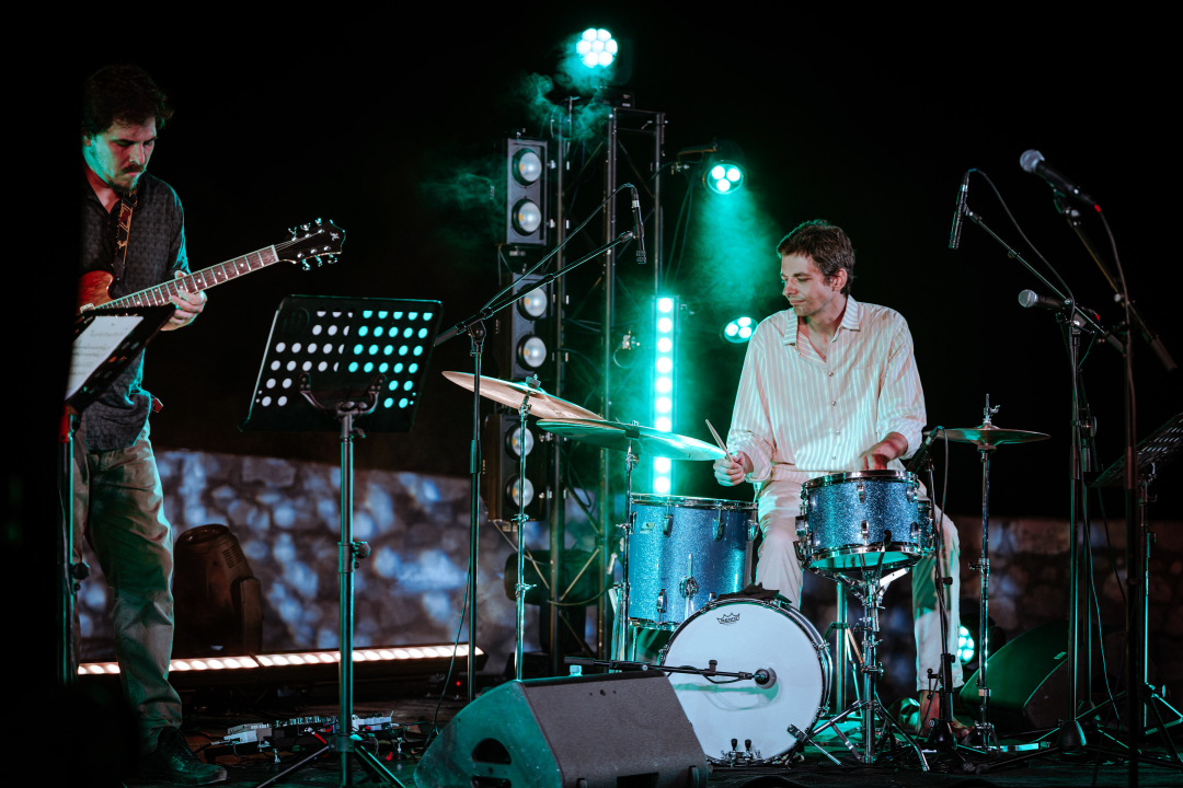 Tvrđava Barone ni u rujnu ne zanemaruje jazz publiku koju je sinoć oduševio Dot-and-go Three