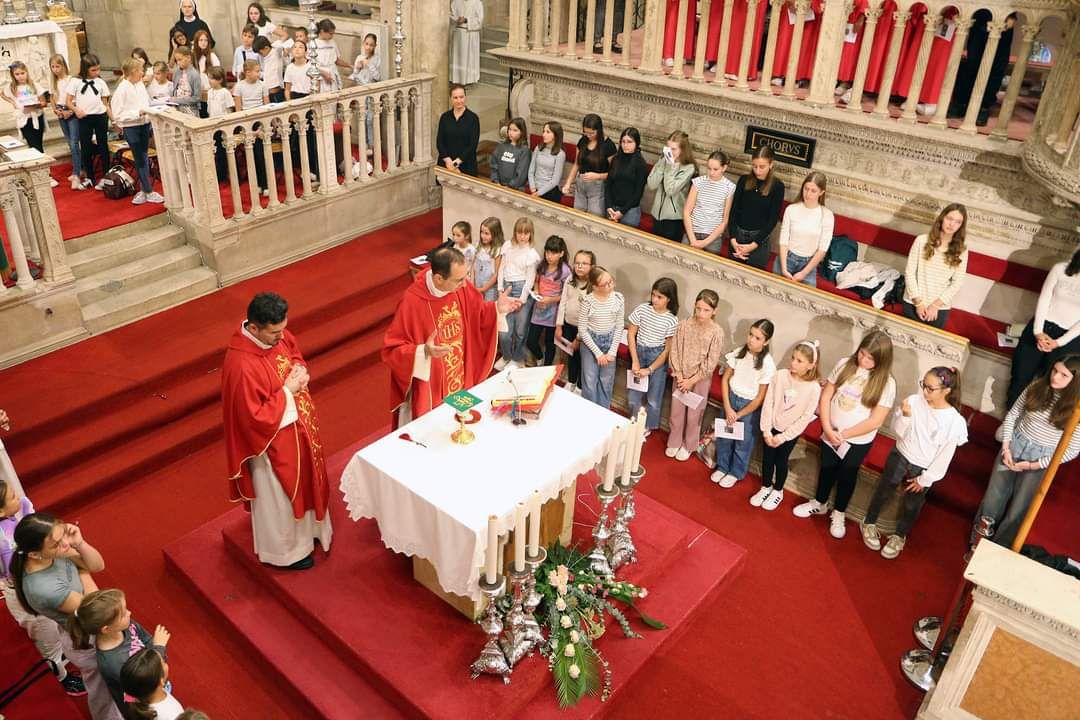 U šibenskoj katedrali započelo slavlje pred blagdan sv. Mihovila 