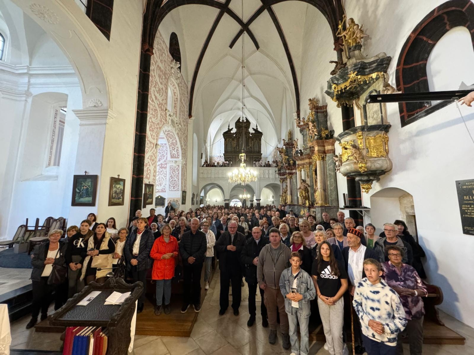 Šibenski vjernici na hodočašću u Ludbregu, posjetili i Muzej krapinskih neandertalaca